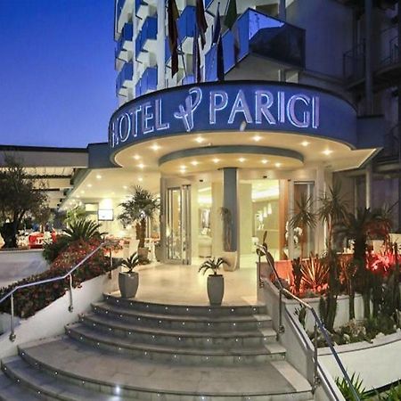 ביביונה Hotel Parigi מראה חיצוני תמונה