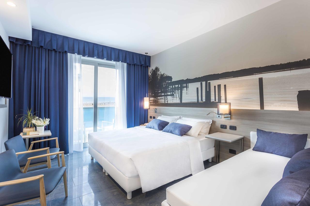 ביביונה Hotel Parigi מראה חיצוני תמונה