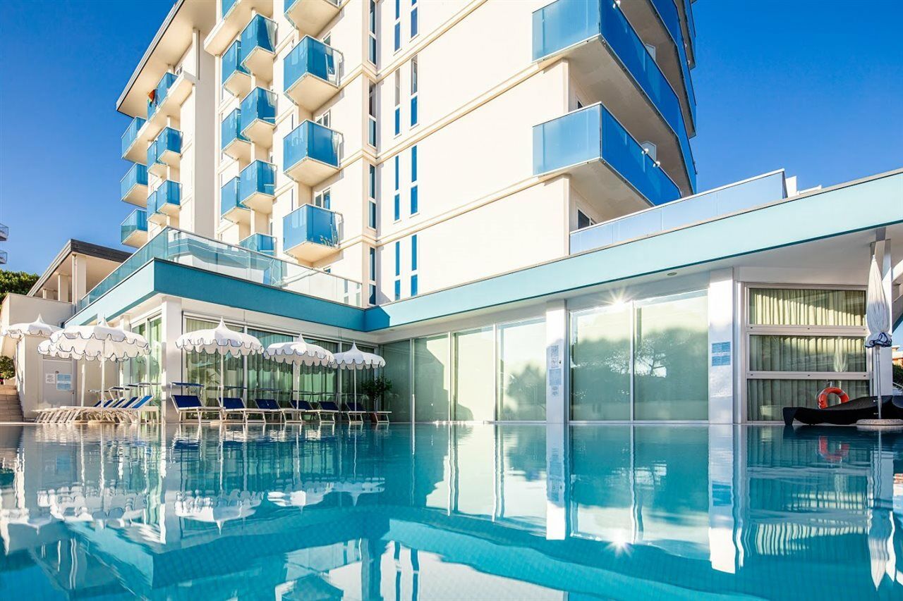 ביביונה Hotel Parigi מראה חיצוני תמונה